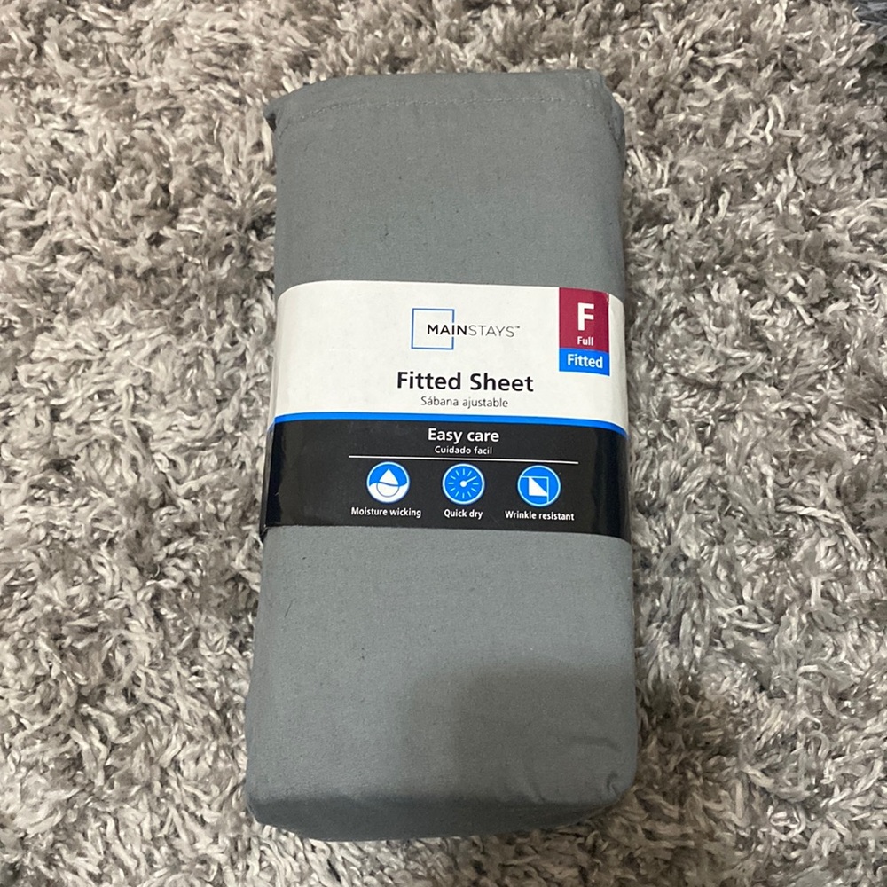 Brand new fitted full sheet